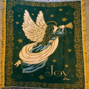 Northwest Angel Holiday Throw Blanket - Green and Gold